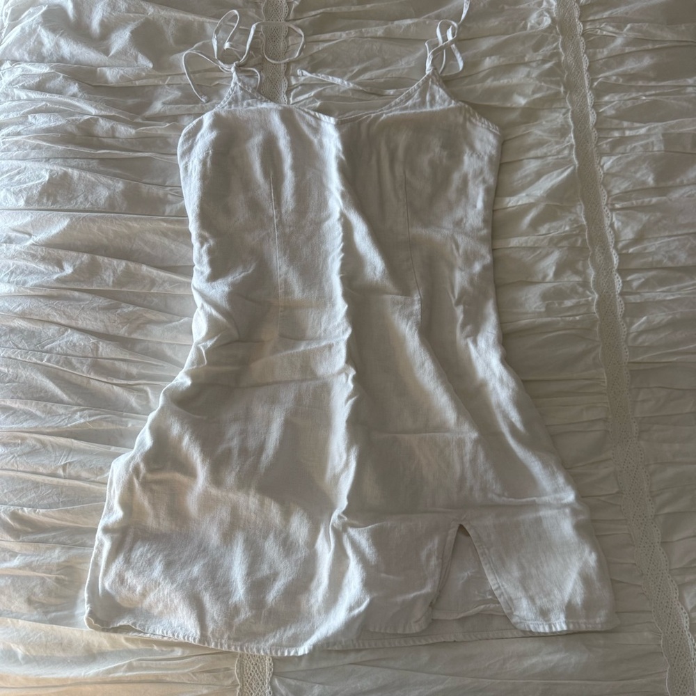 Abercrombie & Fitch White Linen Dress